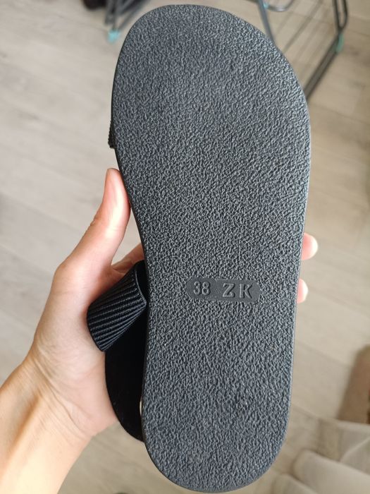 Сандалии  женские