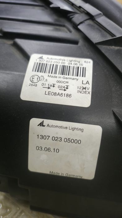 Фара мерседес w221