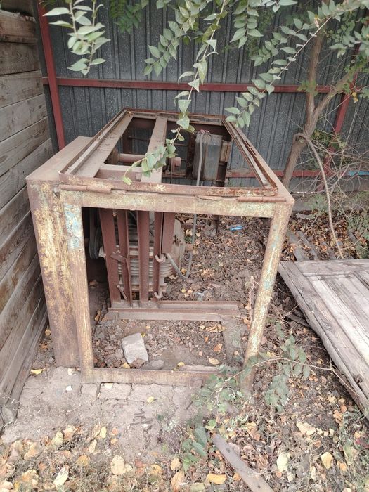Продам циркулярку на 380 в