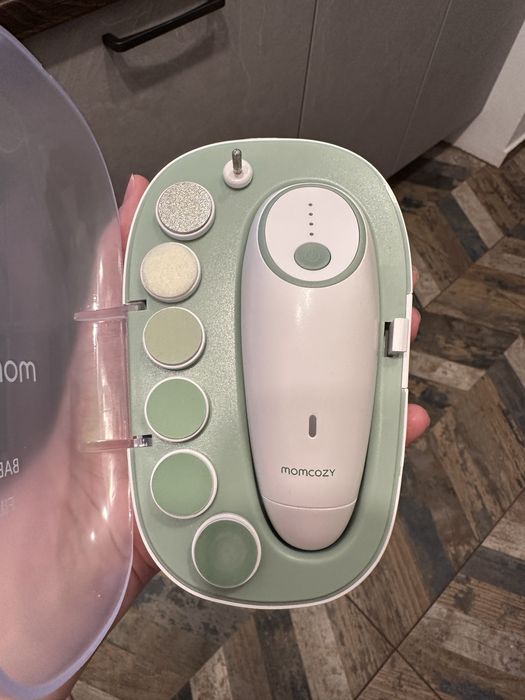 Pila electrica pentru bebelusi Momcozy