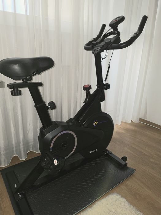 Vand bicicleta interior FitTronic Krome 3 stare perfecta
