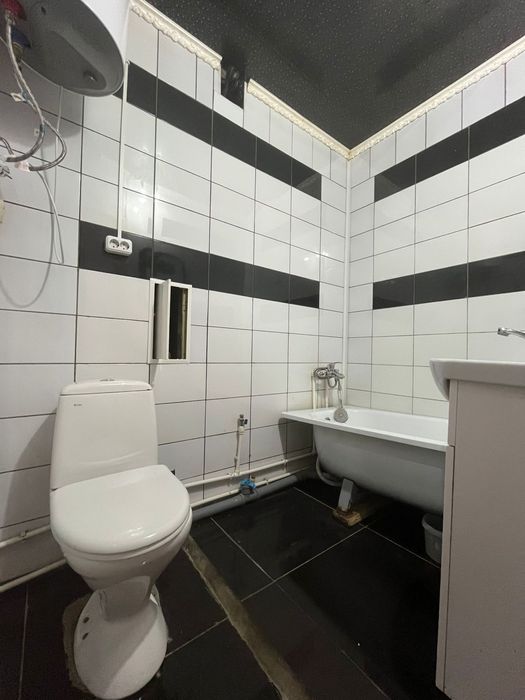 Продаётся 2 комн Жазира 11,5