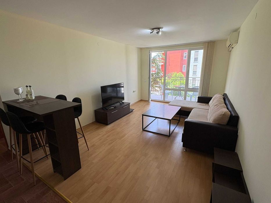 Продава се Двустаен апартамент в Свети Влас - 70 кв.м за 685 €/кв.м - Снимка #1