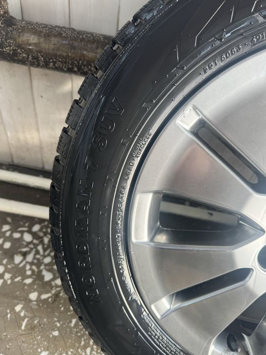 Диски с резиной 225/60 R17 альфард