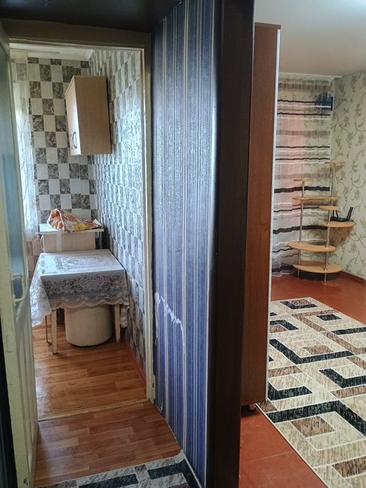 СРОЧНО в 2х ком кв.,  в центре,возьмём девушку на подселение