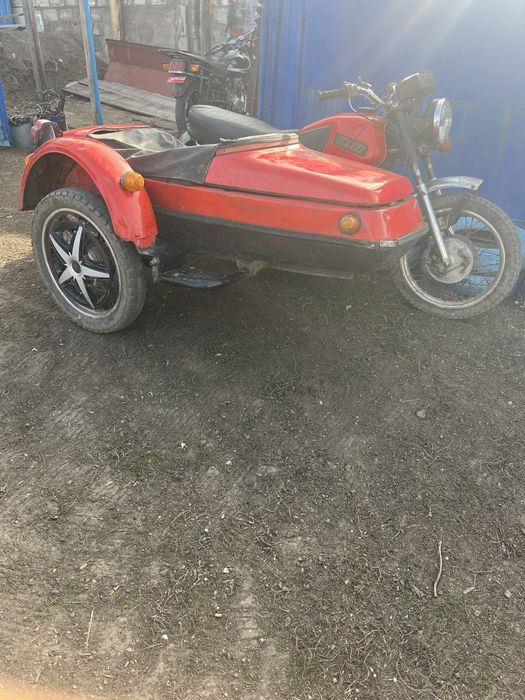 Продам мотоцкл иж планета