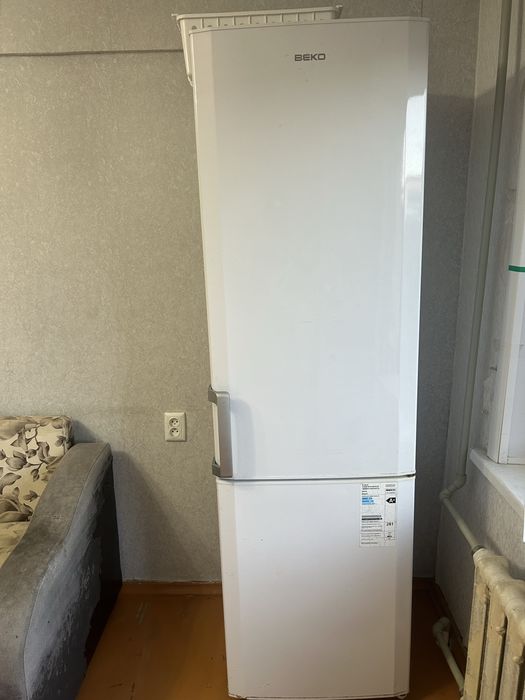Продам холодильник beko