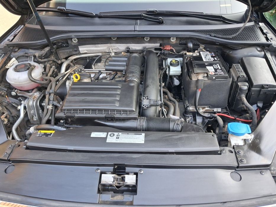 VW PASSAT B8, Highline,  an 2019, 63636 km