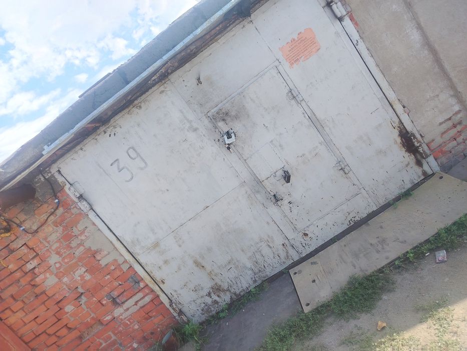 Продам гараж 10 общ.