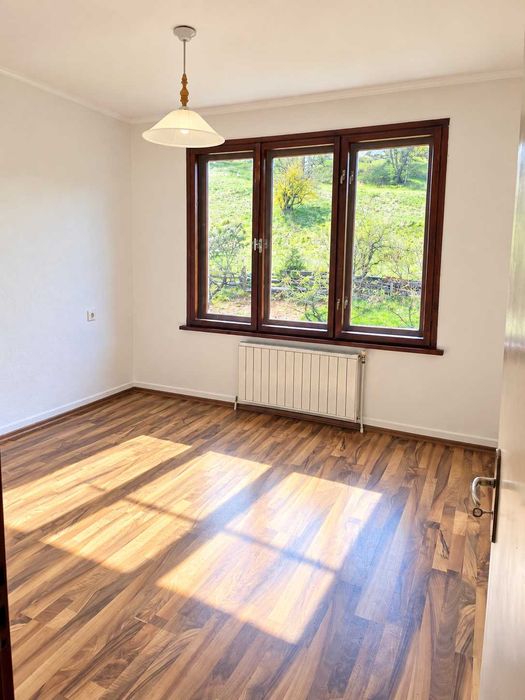 ПО ДОГОВАРЯНЕ ! / Продавам - 110 КВ.М / Многостаен апартамент във гр.Чепеларе !!!
