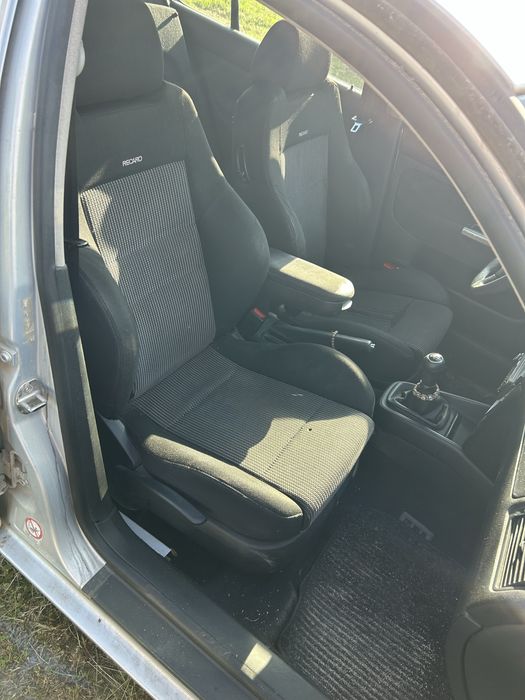 Golf 4 1.6 sr на части