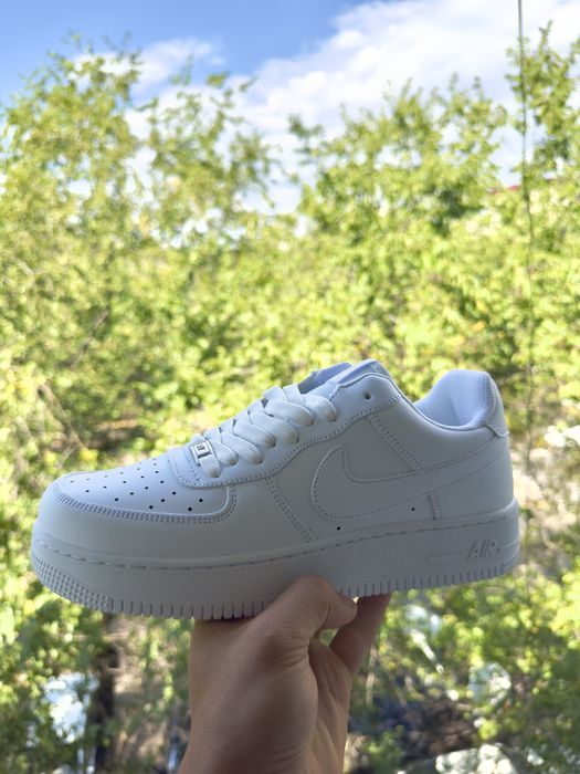 Продам Nike Air Force I