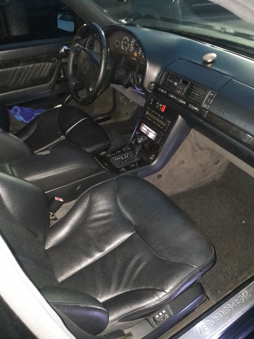 Сотувда Мерседес Бенз W 140 S 320.