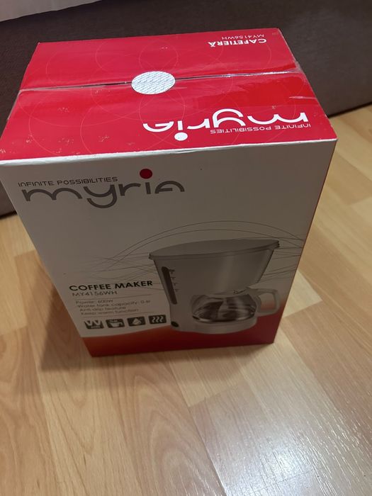 Cafetieră nouă .