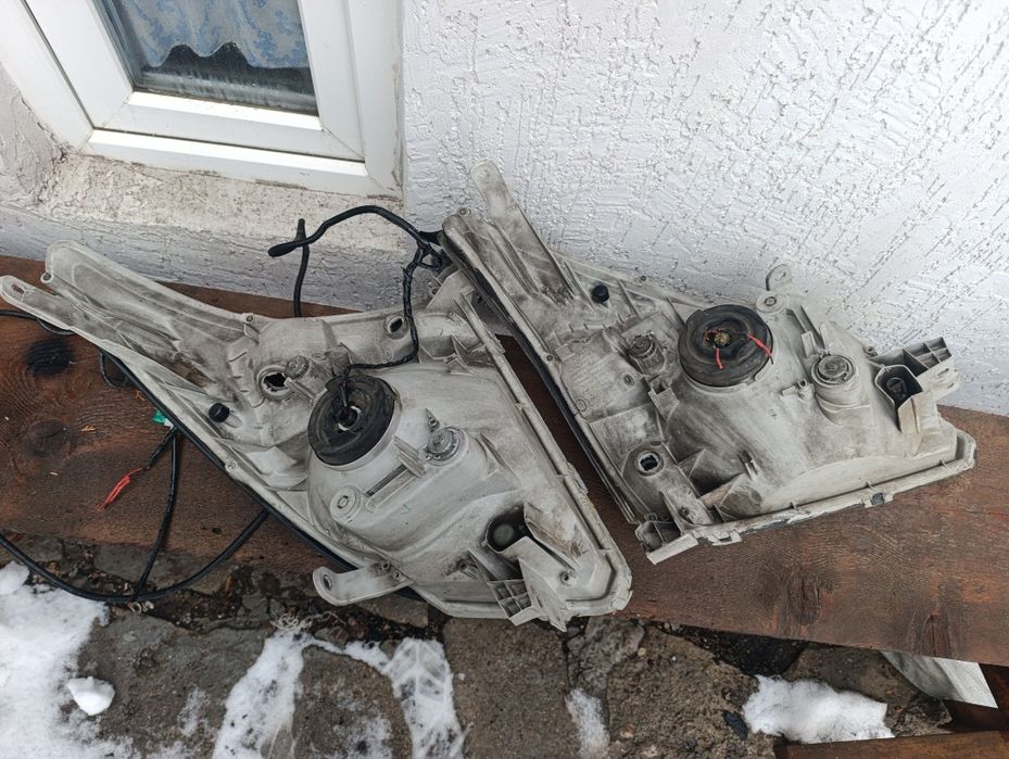 Продам фары на Прадо 120