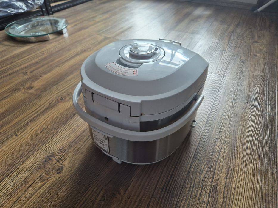 Мултикукър PHILIPS HD3037/03 980 W 5 Литра