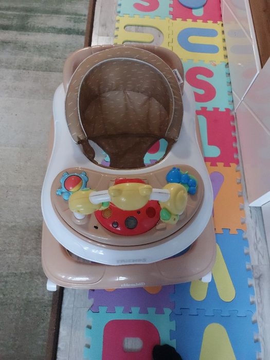 Детски паяк проходилка, Chipolino