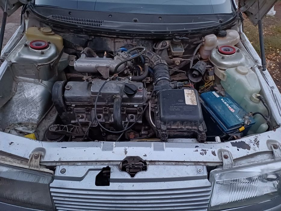 Продаю лада2112.