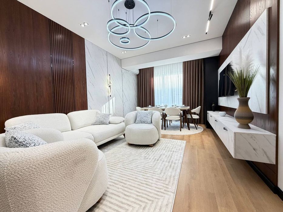 Махтумкули 5/5/9 квартира люкс , новостройка Пойтахт напротив Макро