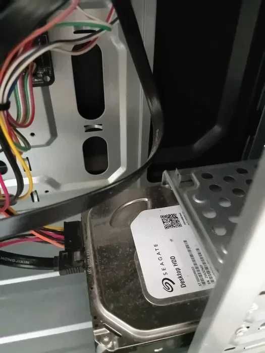 Настолен Компютър