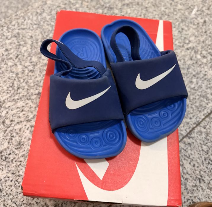 Сандали за малък г-н