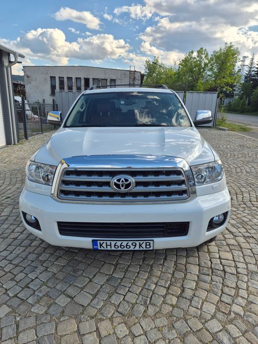 Toyota Sequoia 5.7 PLATINUM