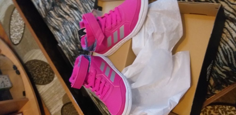 Маратонки Кецове Адидас