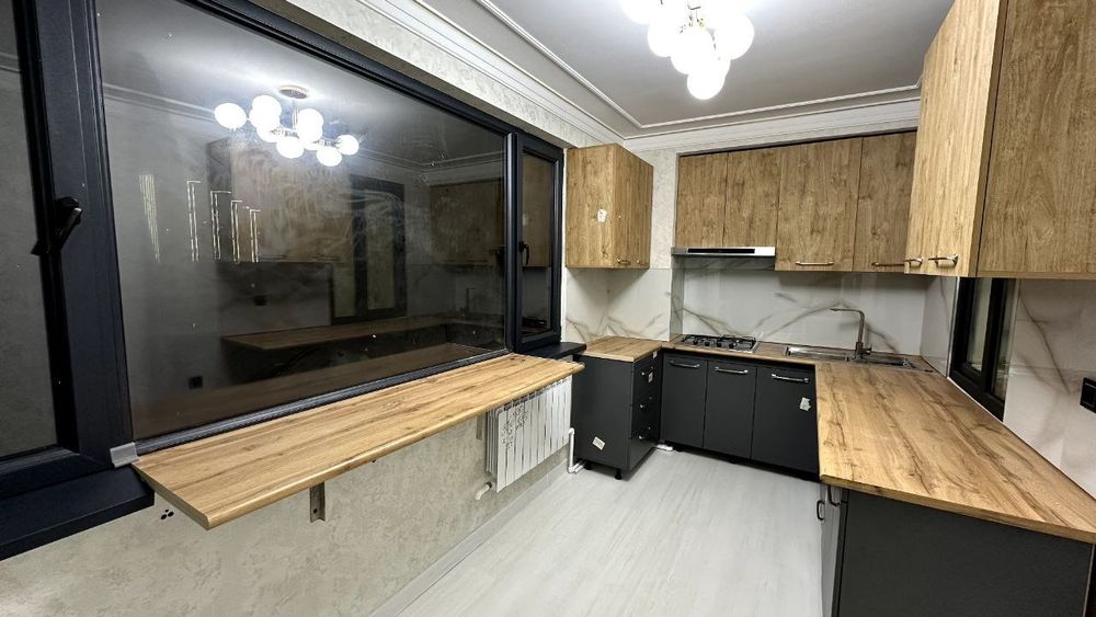 Продаётся 2 комнатная квартира своя! Рядом со станцией метро Х.Алимжан