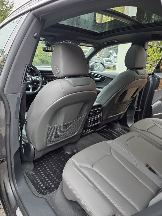 Продавам перфектно Audi Q8 3.0 mild hybrid