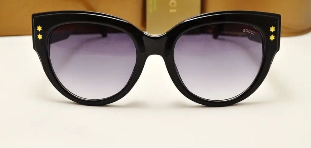 Очки солнцезащитные Гуччи