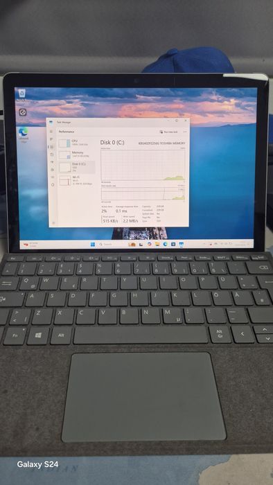 Microsoft surface go 2 i3  gen 8 8gb ram 128gb Touch-Screen 2 in 1
