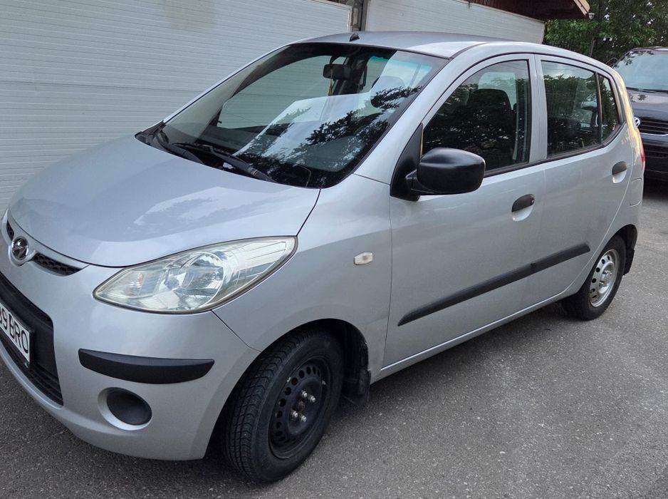 Hyundai i10 an 2008, 1.2 benzina 4 pistoane, 120000reali, consum mic