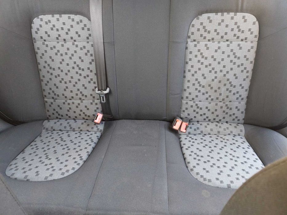 Vand SKODA FABIA an fabricatie  2006 ,radiata pentru piese !!