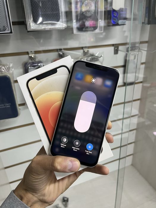 Продам Айфон 12 128gb