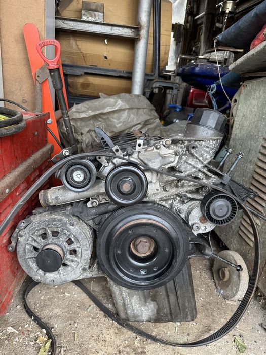 Двигател Mercedes 2.7 дизел на части