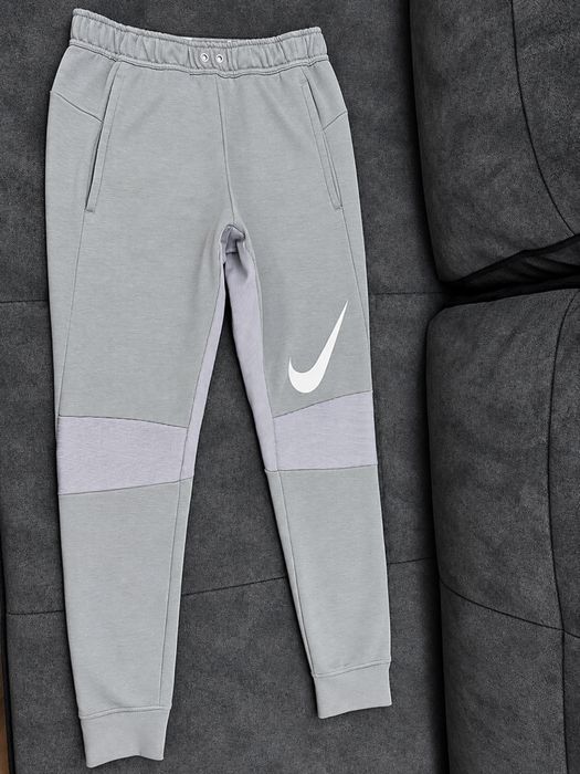 Долнище анцунг Nike размер S