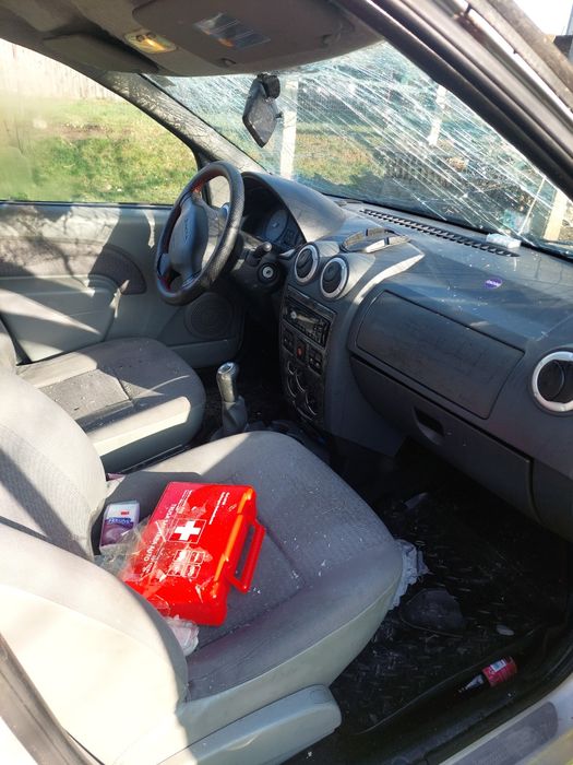 Dacia logan 1.5 DCI / piese