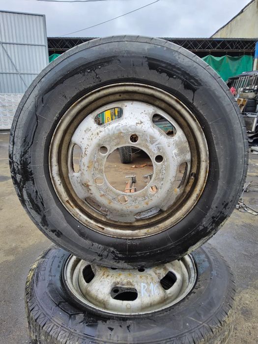 Jante Iveco pe dublu jante cu anvelope Iveco Daily punte dubla janta roata r16