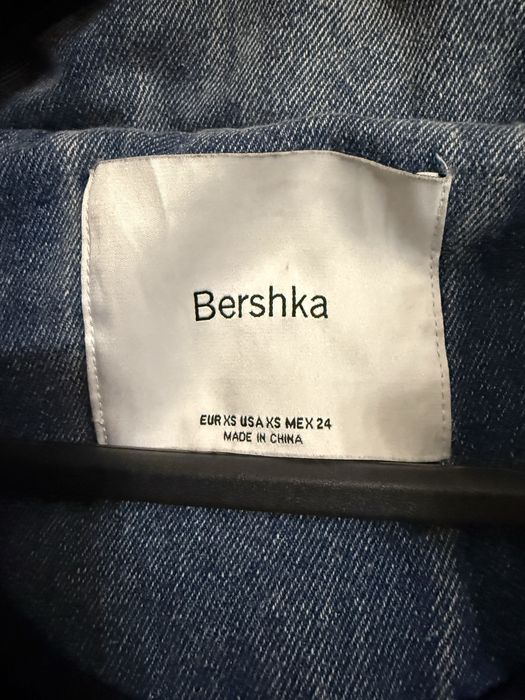 Бомбер теплый джинсовый bershka