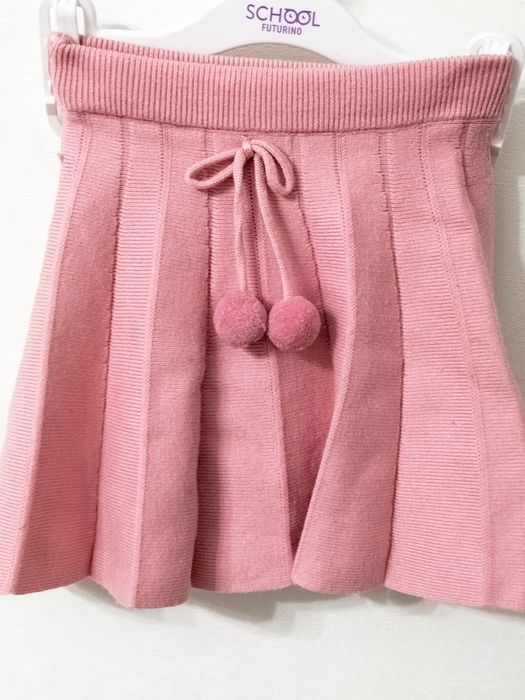 Детский вязанный костюм для девочки