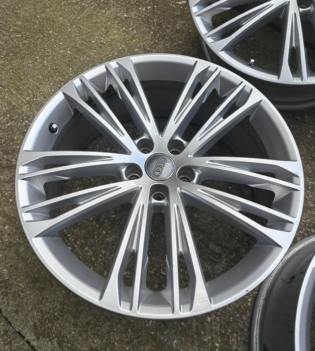 Джанти за Ауди 20' 8.5j e30