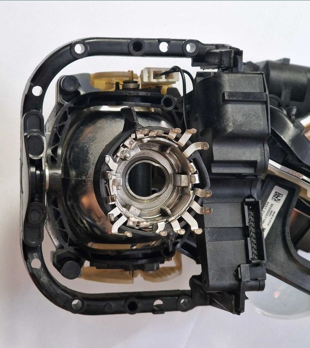 Lupă far stânga Europa Volvo XC60 2009-2017 original Valeo