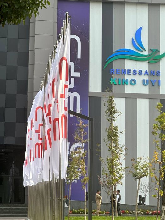 Флаг Bayroq BAYROQ Parus bayroq Флаг парус баннер реклама