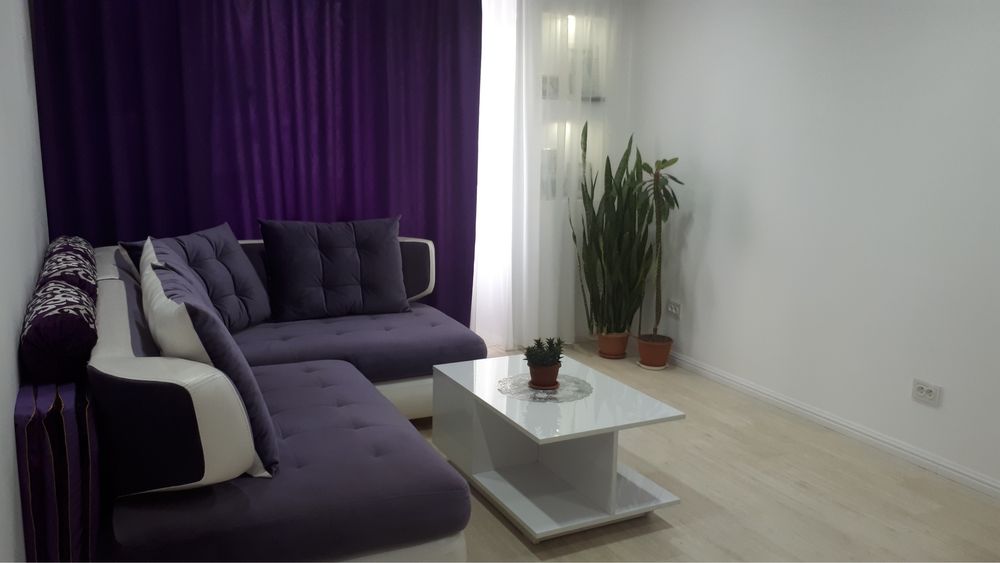 Продам диван угловой