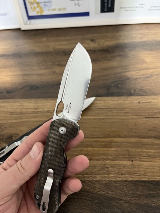 Briceag ( cutit ) Kizer