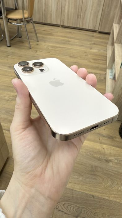 Iphone 16 Pro 256 93% EAC Gold