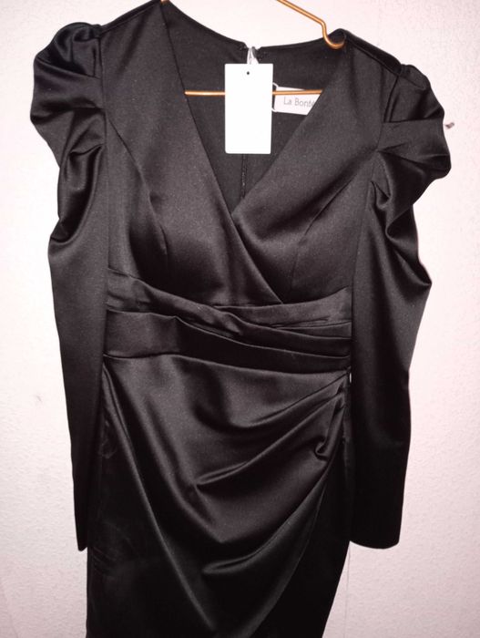 Черна рокля за церемония