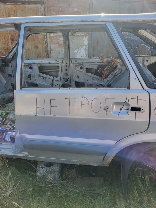 Двери ВАЗ 2114. Ваз2115. Ваз2109. Ваз21099