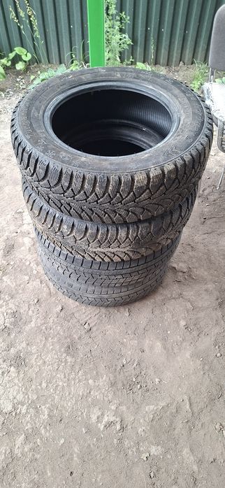 Продам резину 15
