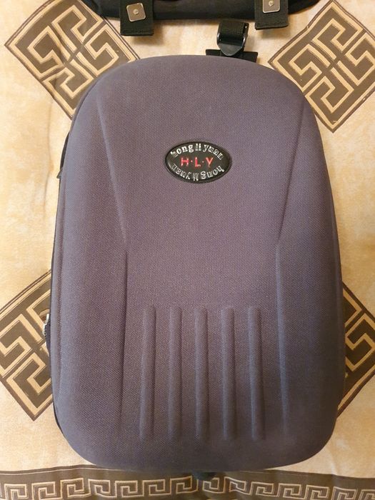 Продаются портфели 4 штуки